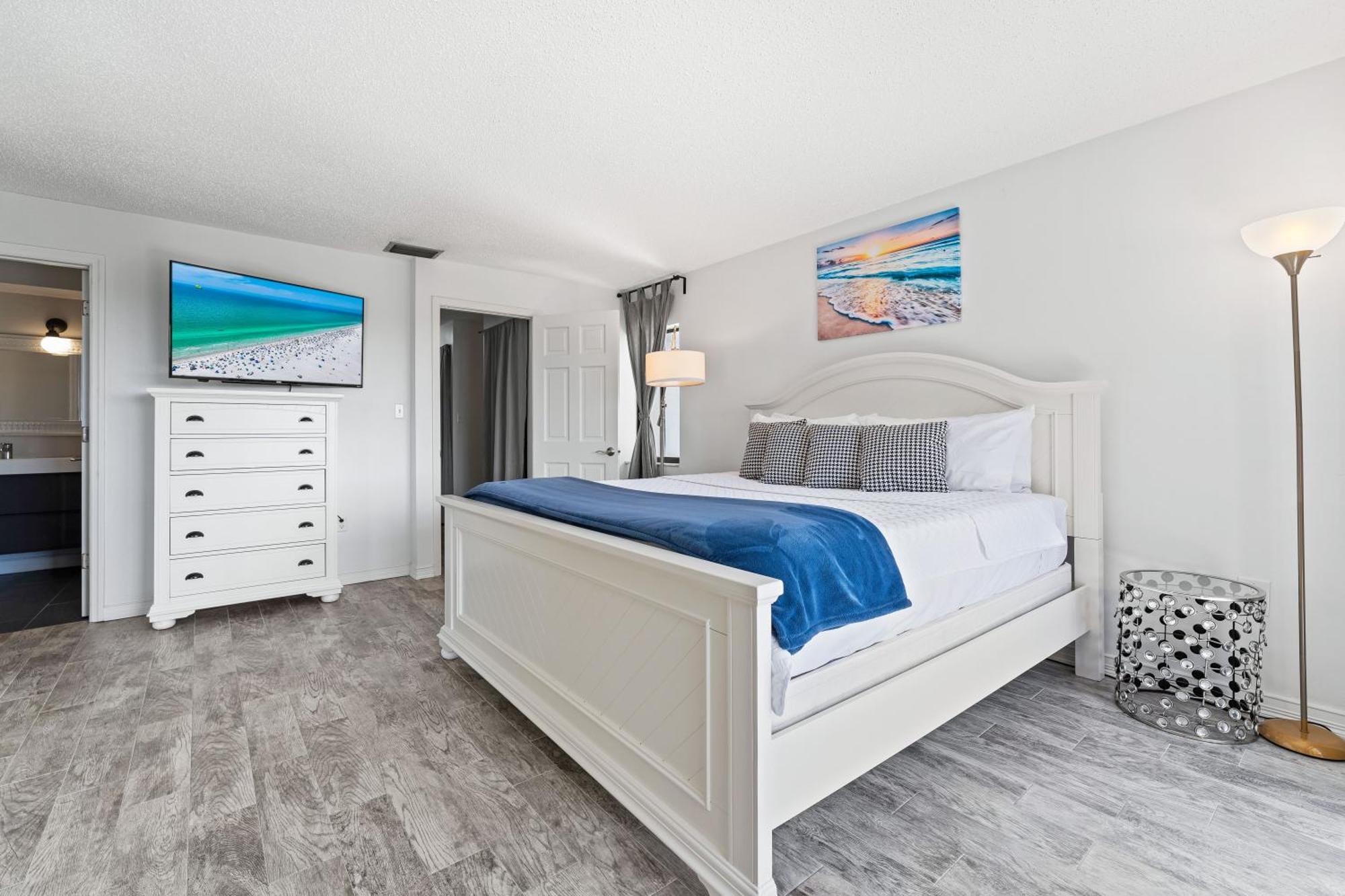 Just Beachy By Beachside Management * Siesta Key